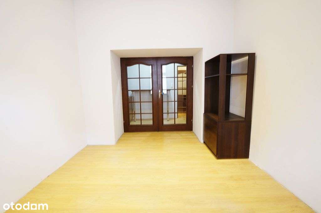 5 pokoi 125,54 m2, blisko Jasnych Błoni-1