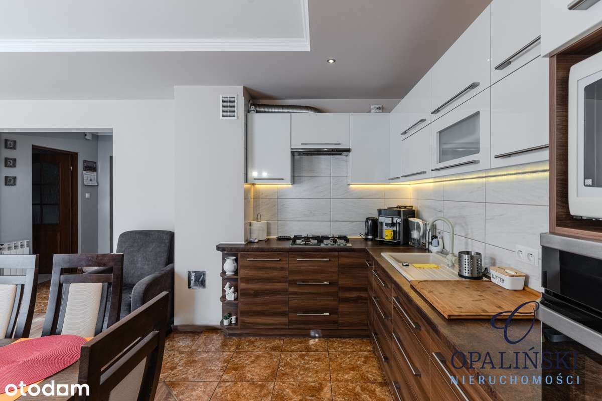 Dom z ogrodem i garażem umeblowany i wyposażony-12