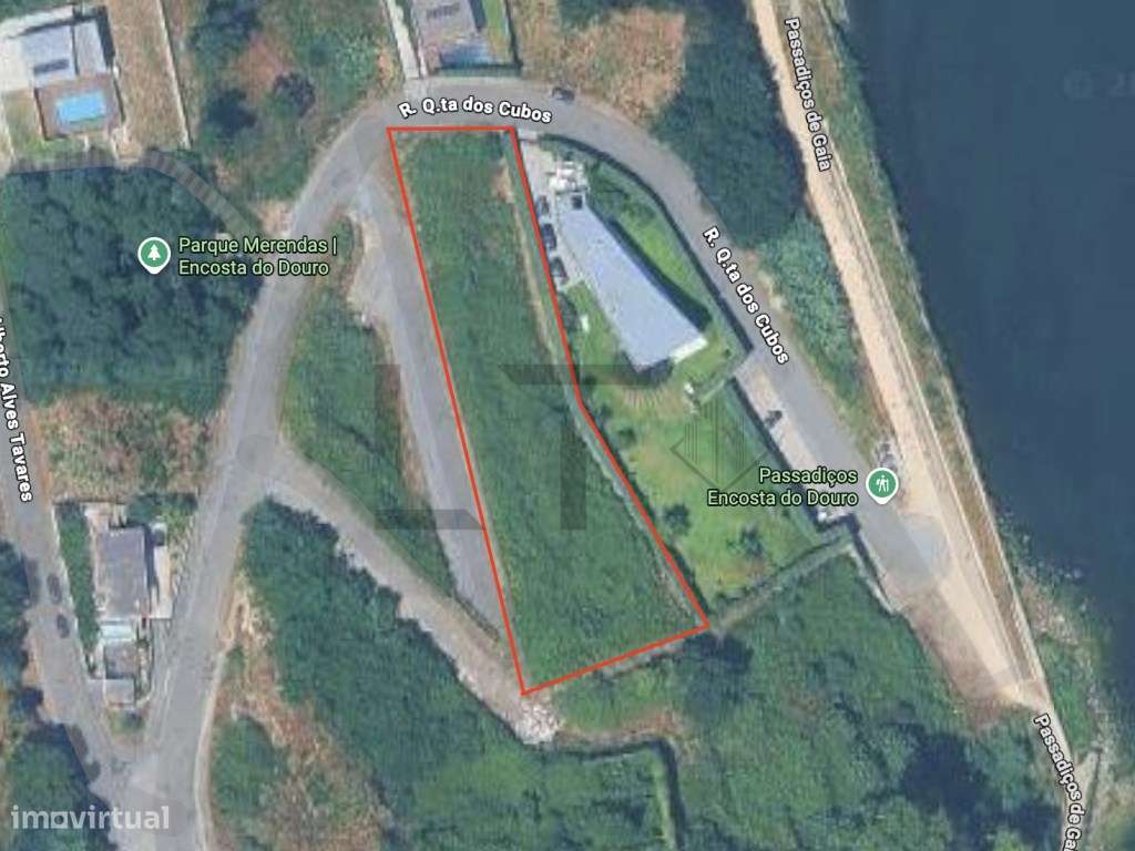 Conjunto de 8 Lotes para Construção de Moradias c/ Vista p/ o Douro...-8