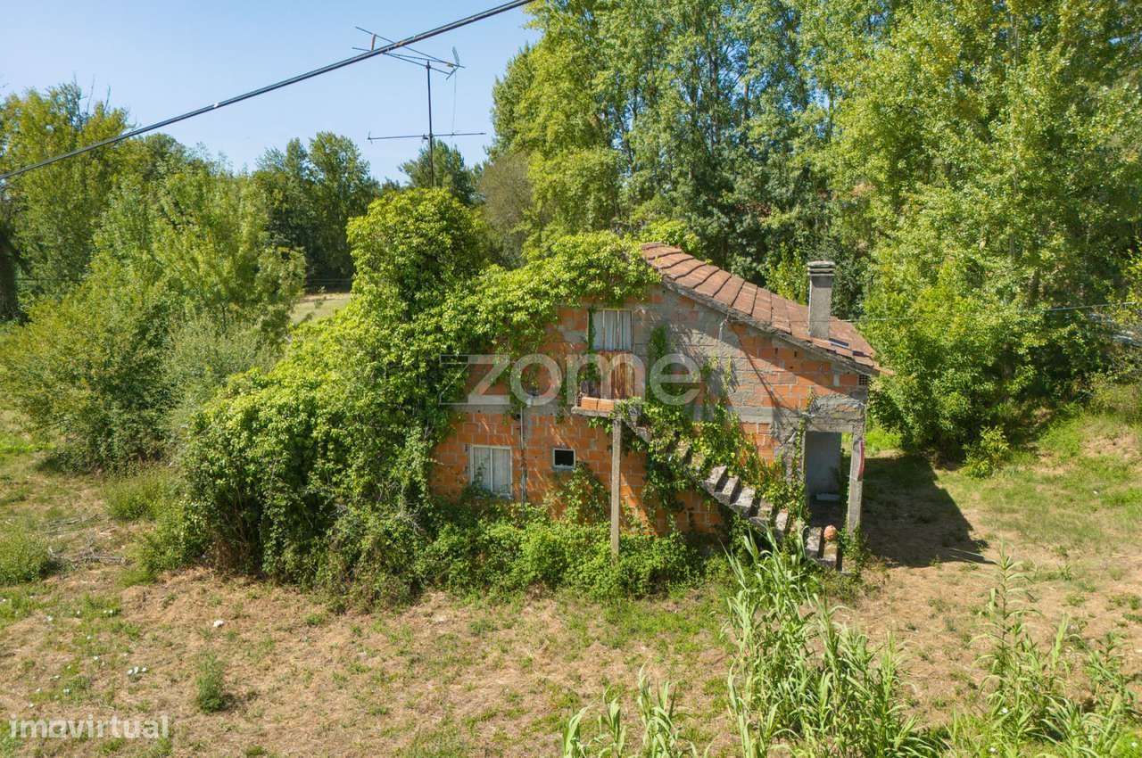 Moradia T2 | Lote com 550m2| Albergaria dos Doze | Abrigo do Simplex - Grande imagem: 4/23