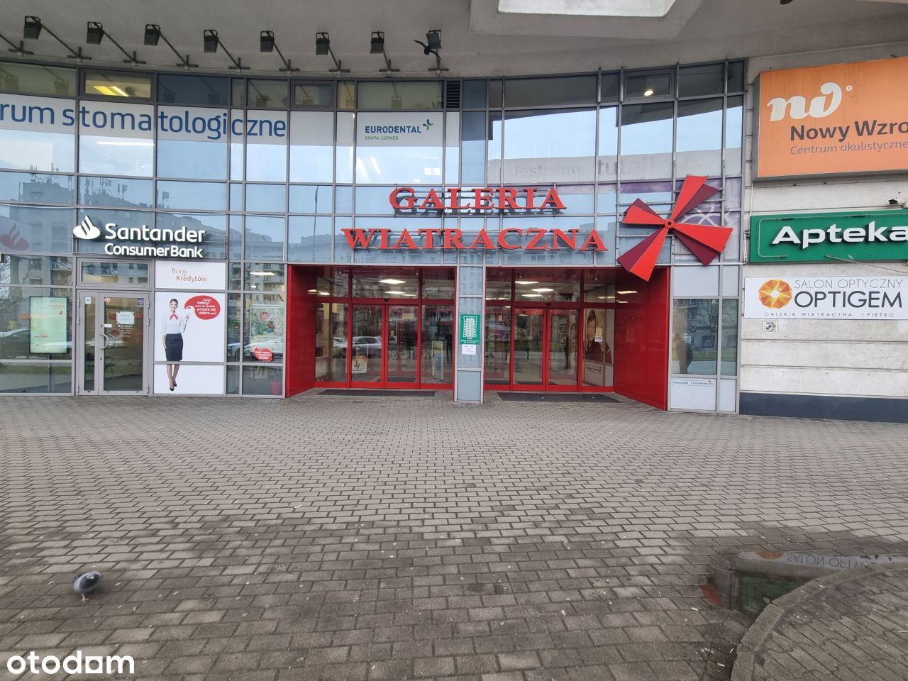 Bank sprzeda lokal w Warszawie