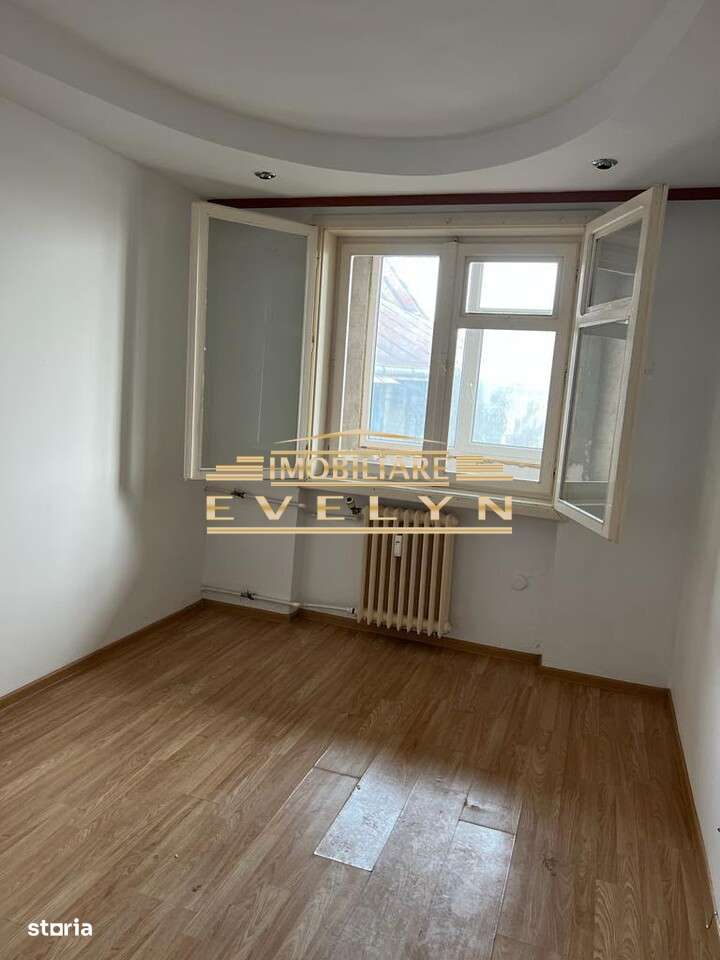 Garsonieră de vânzare ( bloc de apartamente ) - parter inalt-0