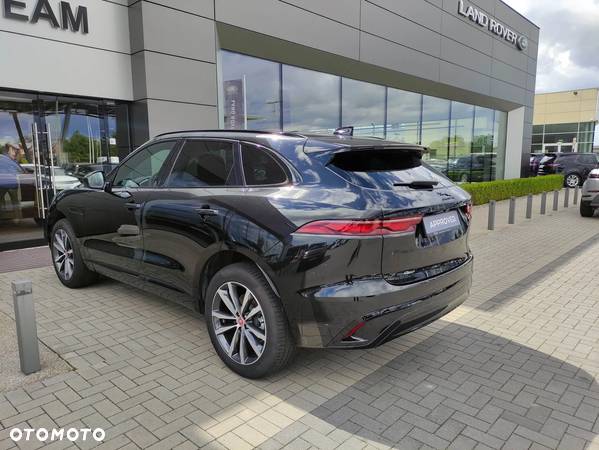 Jaguar F-Pace 2.0 P250 mHEV AWD R-Dynamic SE - 9