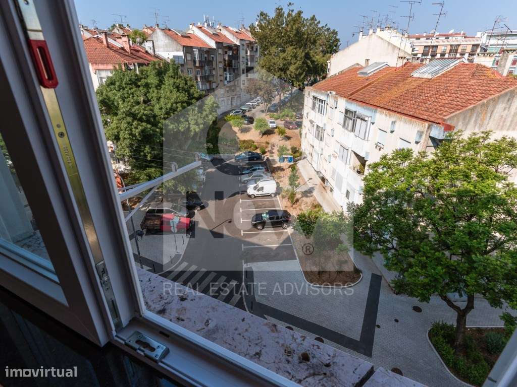 T1 Totalmente Remodelado | Excelente Localização | Junto ao Metro e...-7