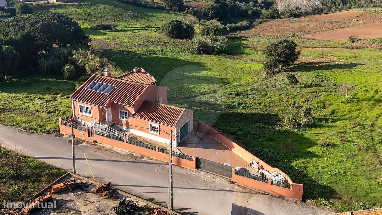 Moradia T4 para venda-34