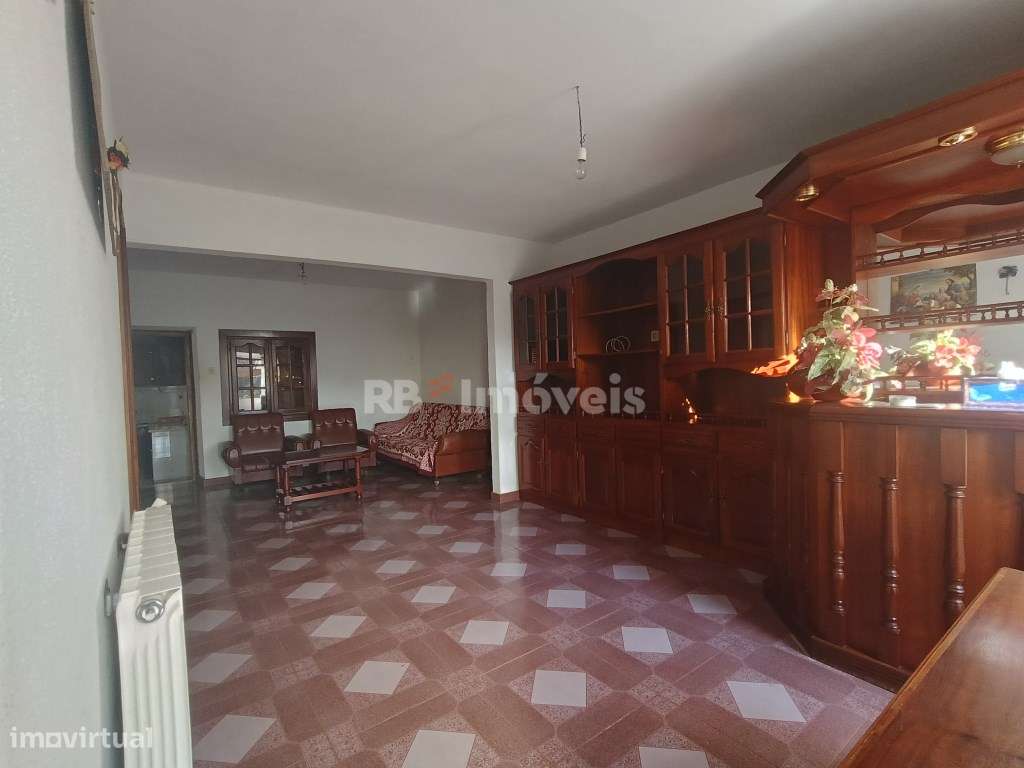 Moradia T2- Onde a Tradição Encontra o Conforto - Grande imagem: 5/56