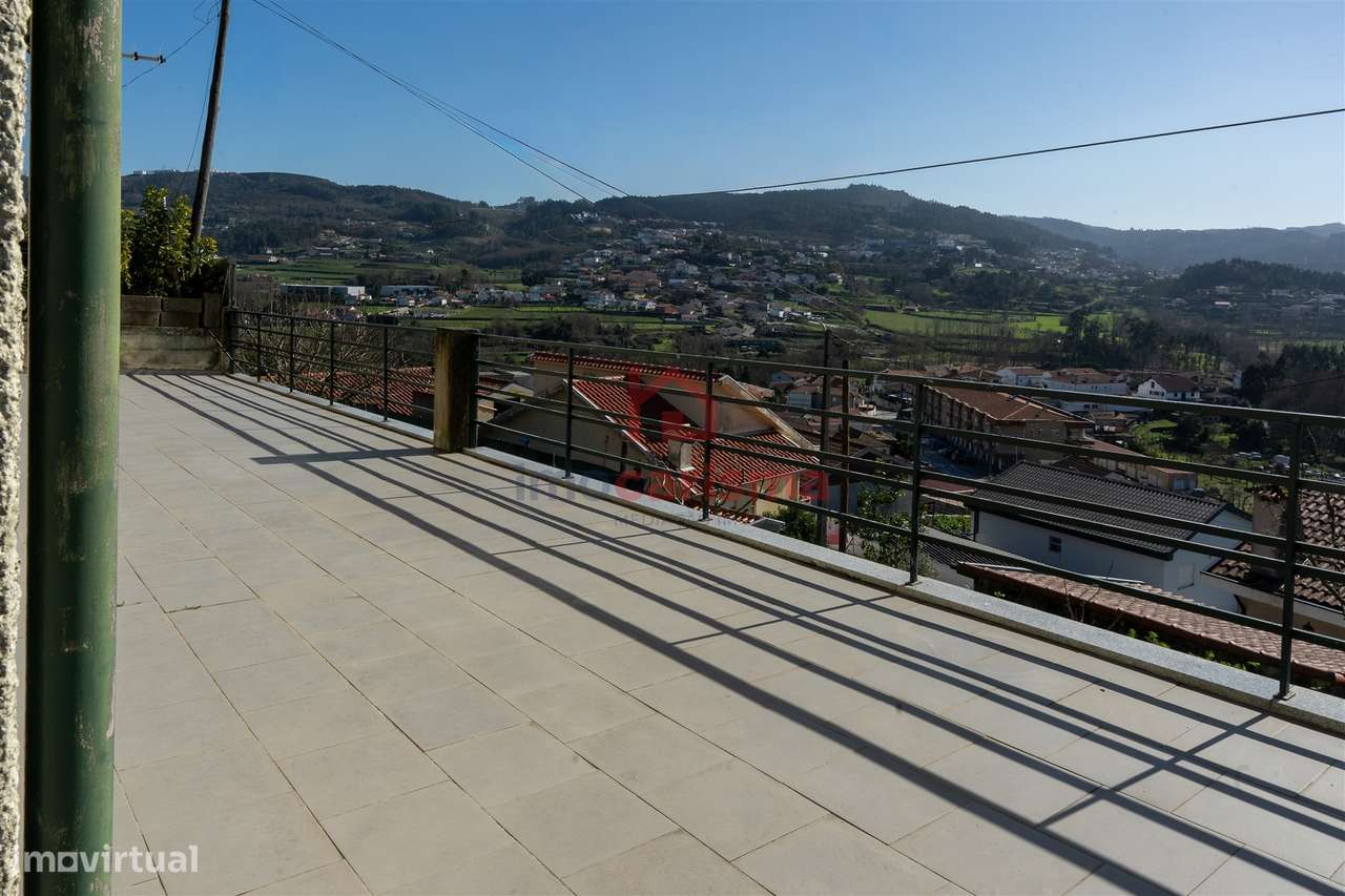 Moradia Térrea T3 em Santo Adrião, Vizela-3