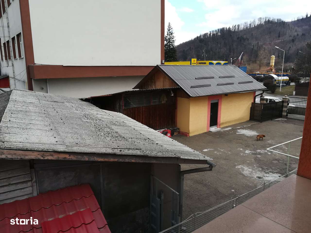 Casă cu anexe și teren în Stațiunea Gura Humorului - Imagine principală: 4/20