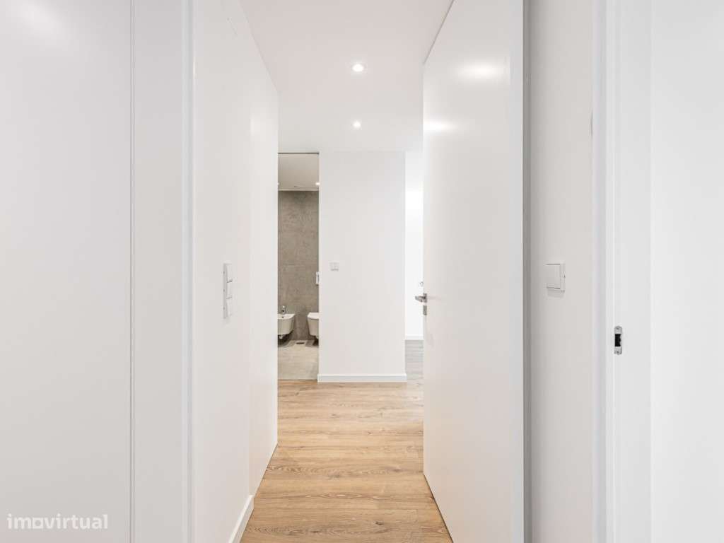 Apartamento T3 | Lugar de Garagem | Arrecadação - Grande imagem: 4/14