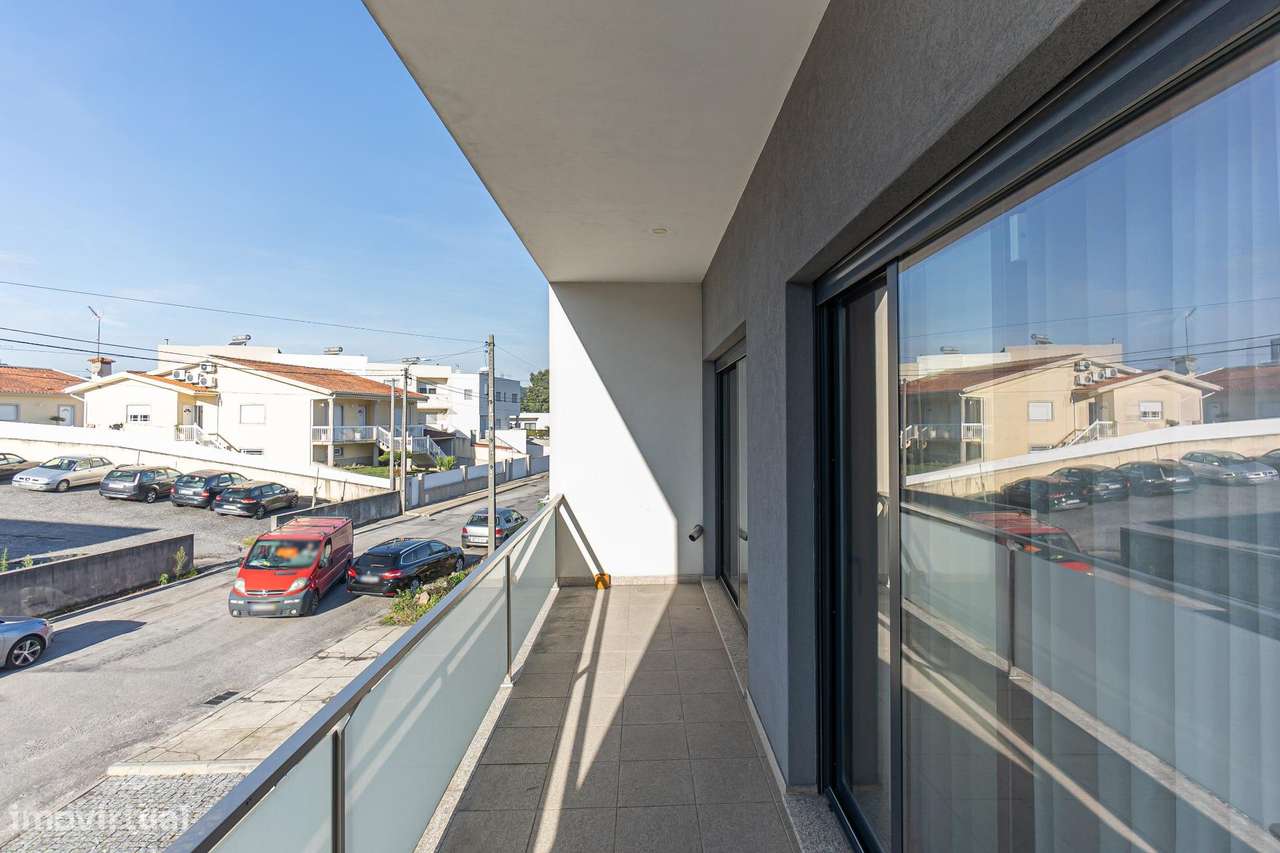 Moradia T3 em Lousada | Terraço e Garagem-18