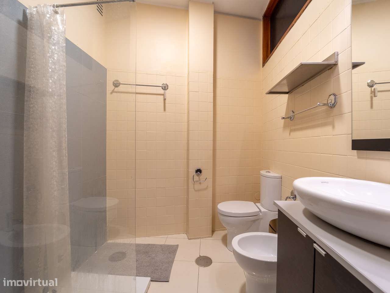 Apartamento T2 perto do Hospital Santo António, pronto a habitar - Grande imagem: 5/15