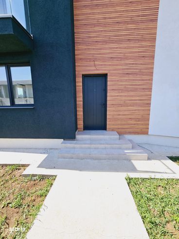 Casa/Vila Parter + 1Etaj/4 camere/Com.Berceni/Comision 0%-7