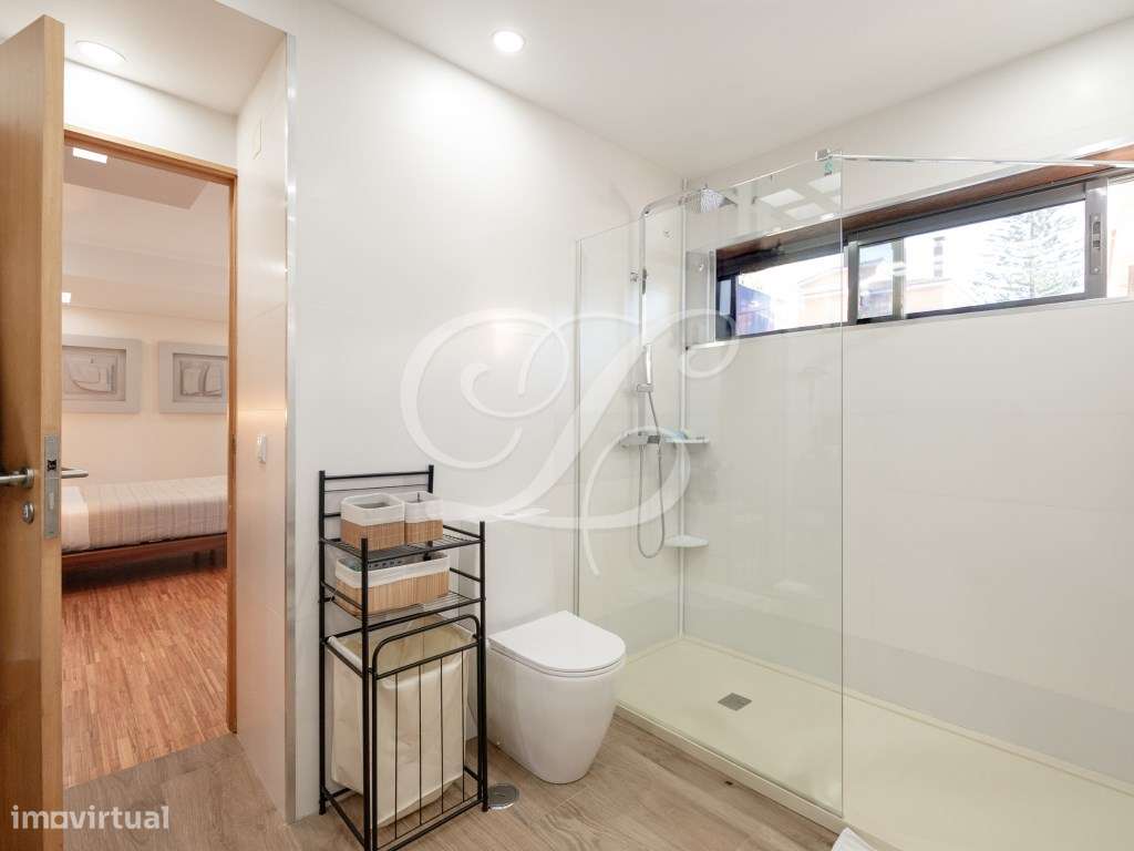 Moradia T4+1 com piscina, jardim relvado e área de barbecue | Cascais-48