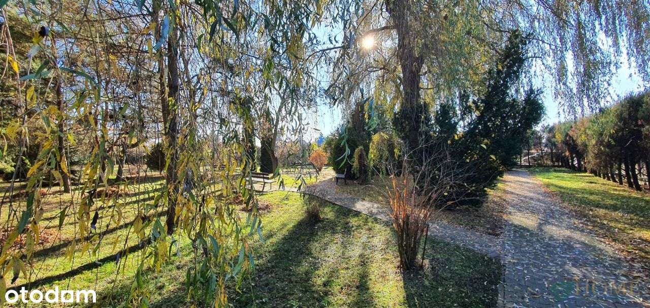 Wielofunkcyjny obiekt z pięknym ogrodem w Lublinie-3