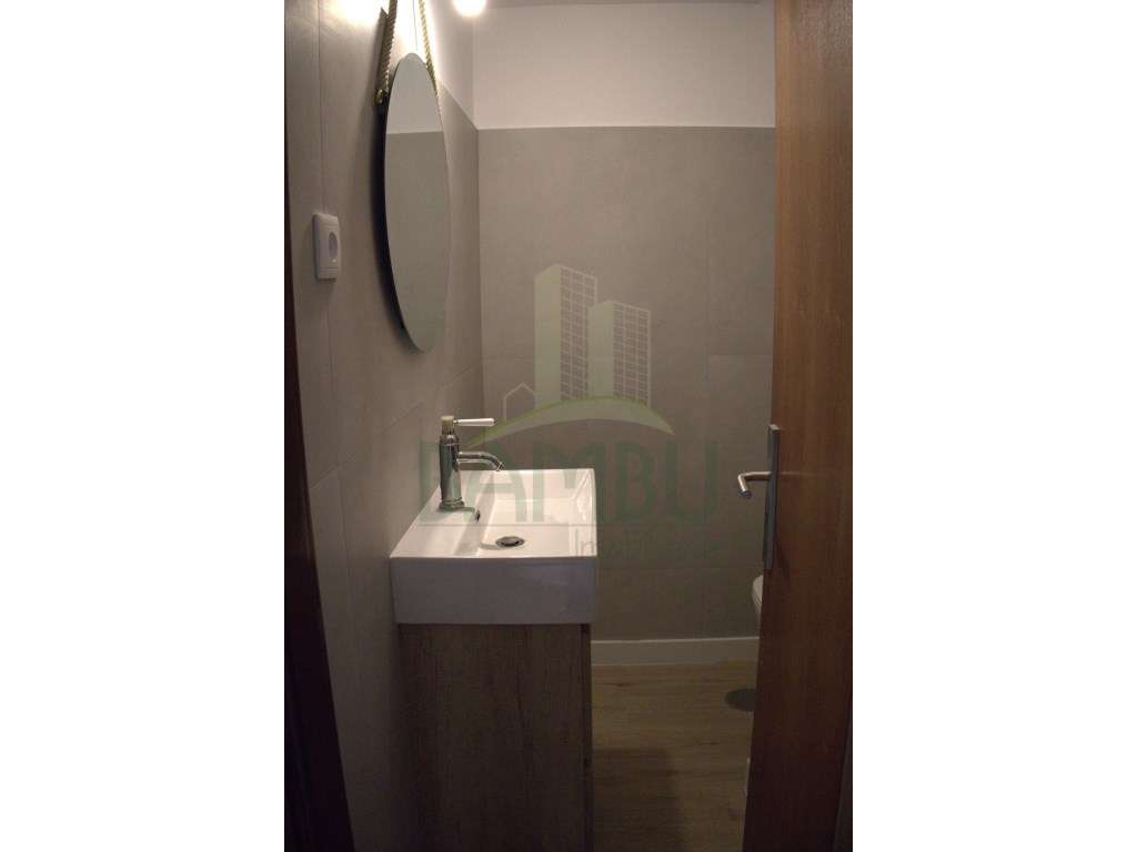 Moradia T3 para venda em Valença-12