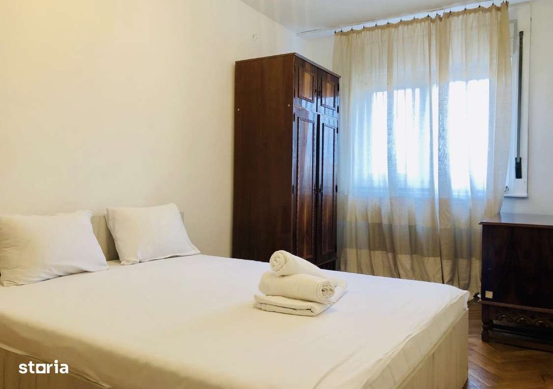 vand apartament 4 camere zona Unirii 230000 euro-3