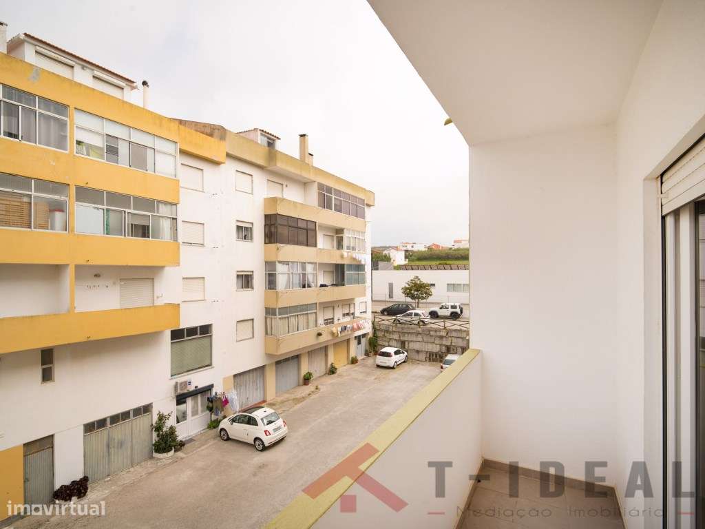 Apartamento T3 na vila da Lourinhã-33