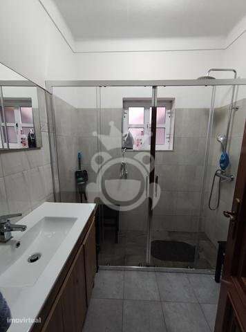 Moradia T3 no centro da Vila de Redondo-9