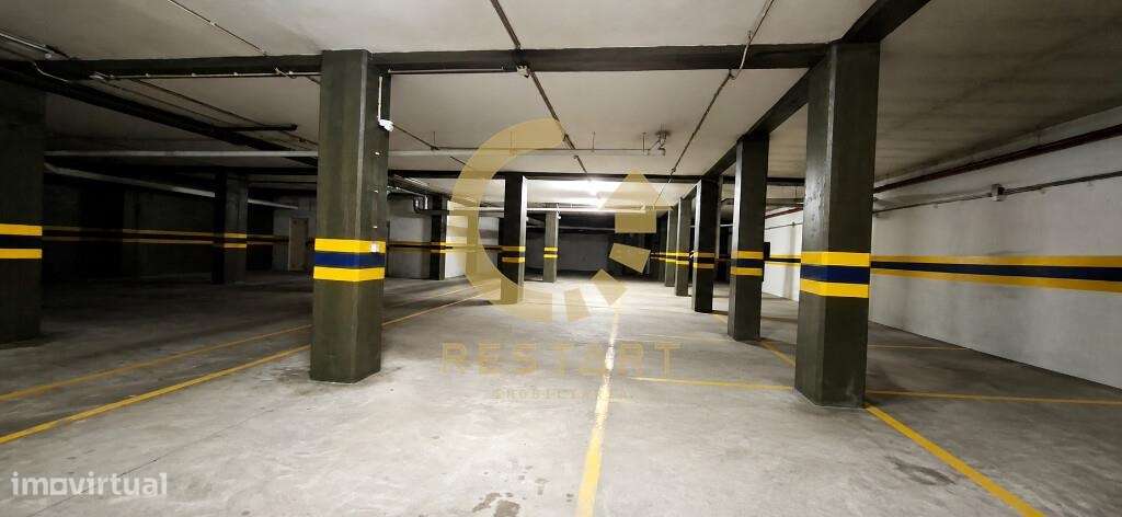 Apartamento T2, Garagem e Arrumos | Valongo-47