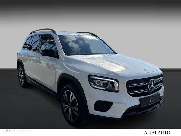 Mercedes-Benz GLB - 3