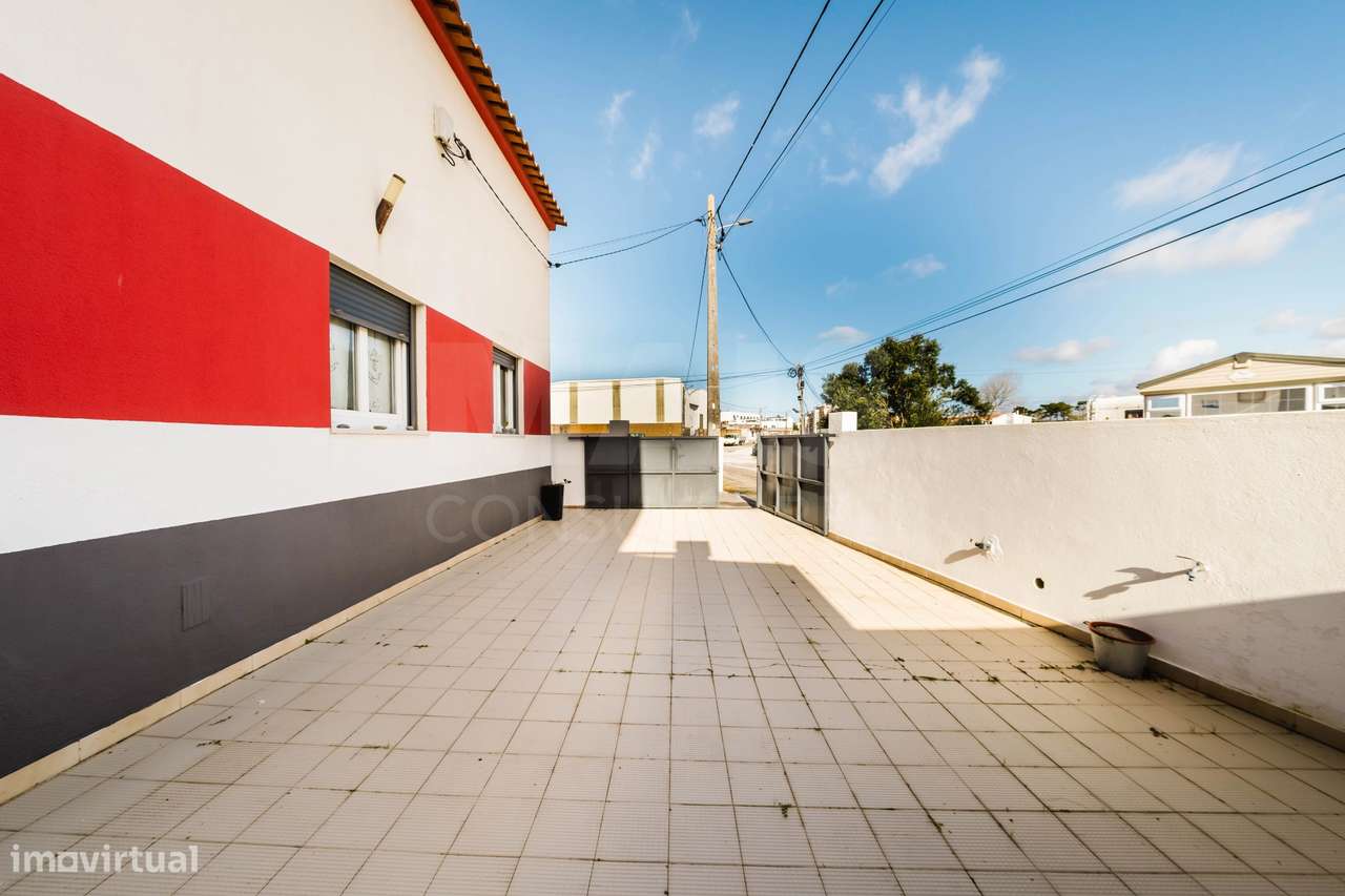 Moradia T1+3 na praia de São Martinho do Porto-30