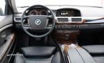 BMW Seria 7 760i A - 24