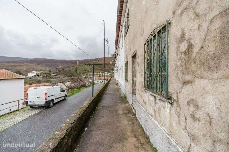 Moradia Geminada T2 / Covilhã, Barroca Grande - Grande imagem: 2/20