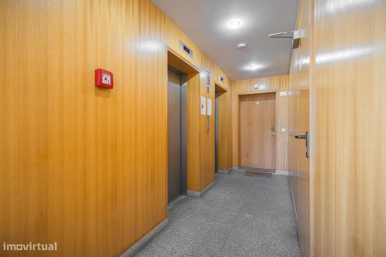 Apartamento T3  no Condomínio Fechado “Entre Quintas” –...-35