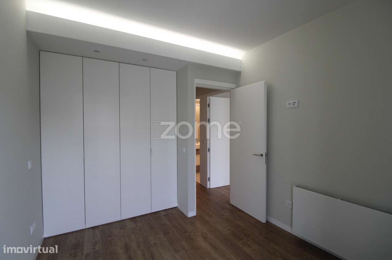 T2+1 duplex - centro de Viana - Grande imagem: 5/13