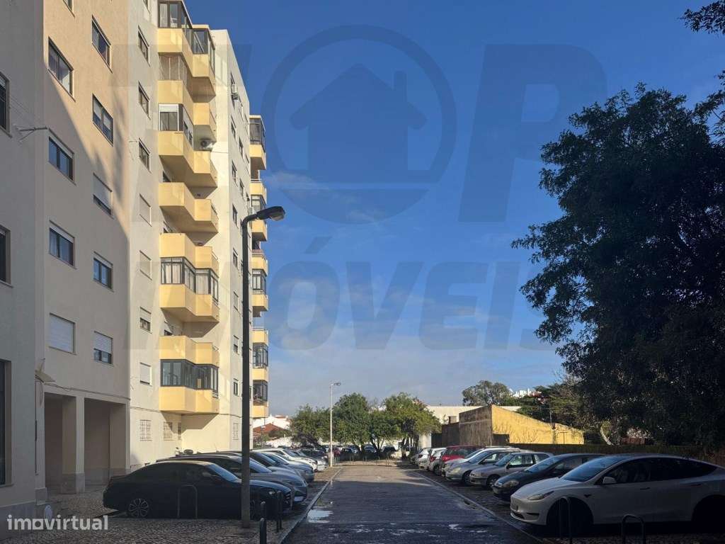 Apartamento T3 para remodelar - CARCAVELOS - 470.000€-6