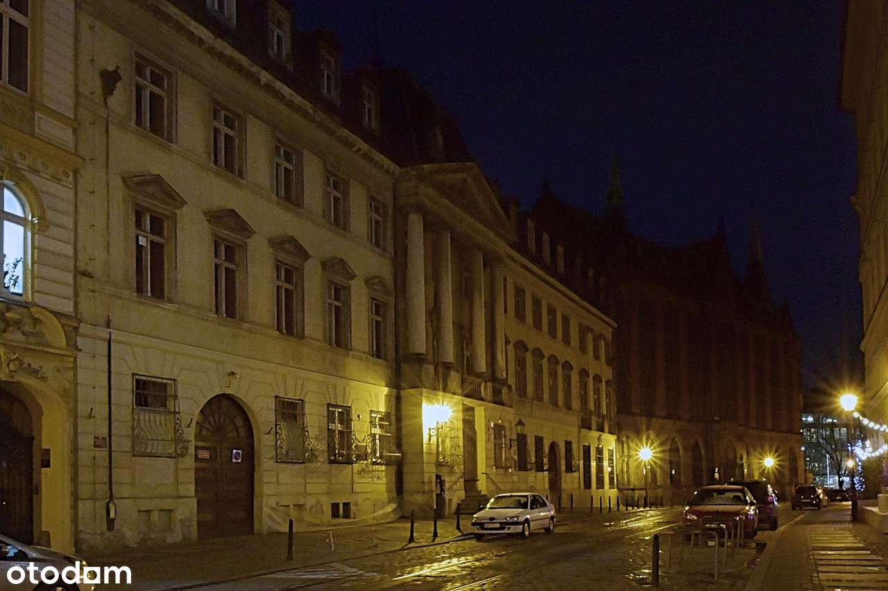 XVIII wieczny pałac w sercu Wrocławia na sprzedaż-7