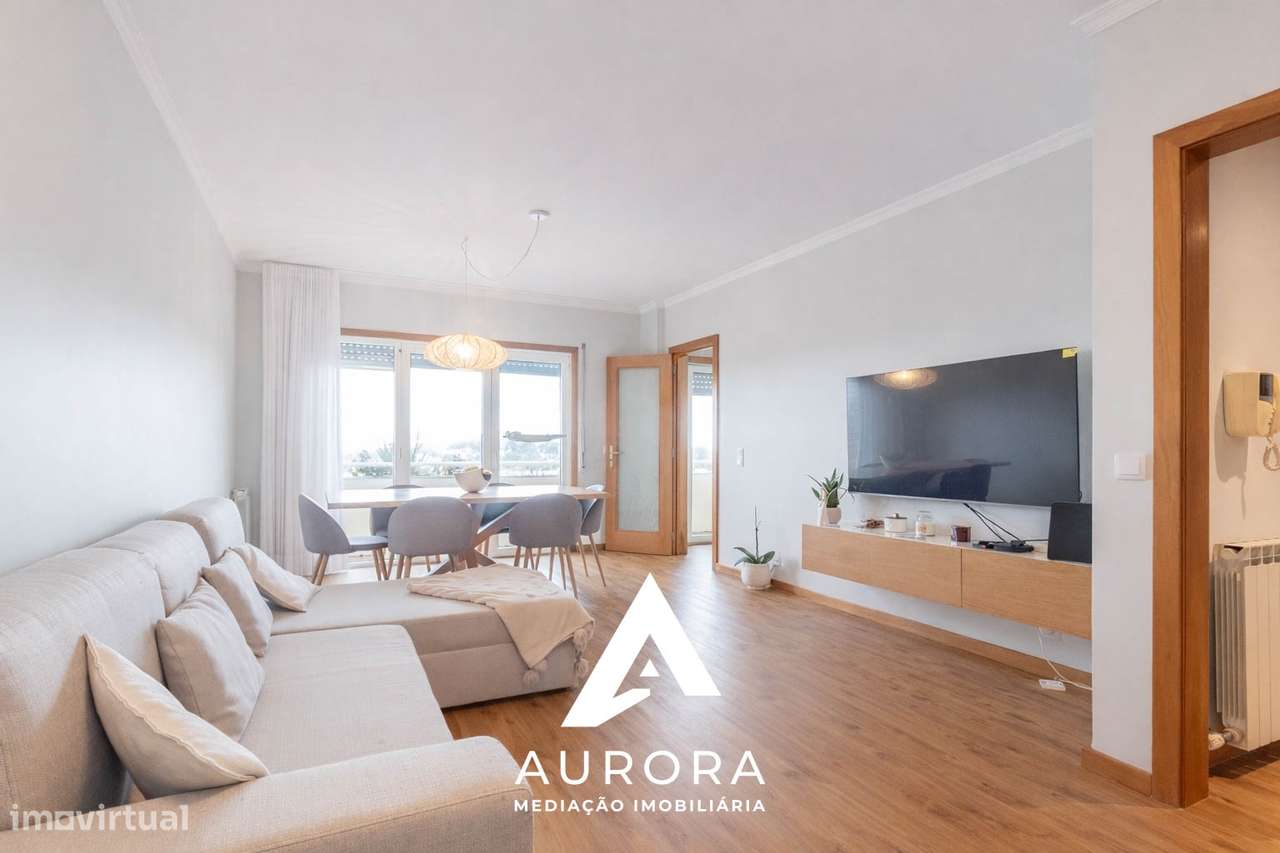 Apartamento T2 no 1.º Andar | Garagem | Varandas | A 5 Minutos de Espi - Grande imagem: 2/36