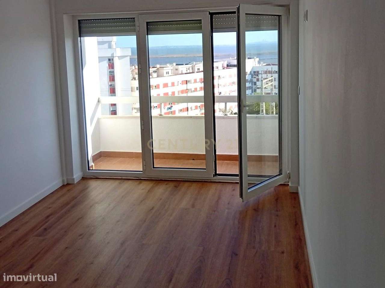 Apartamento T3 remodelado - Grande imagem: 2/27