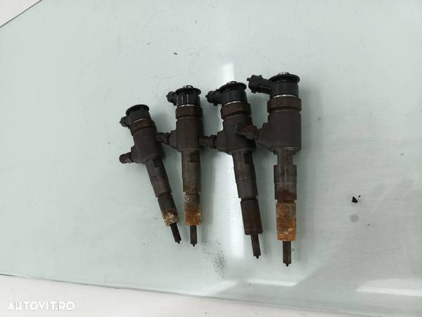 Injector Peugeot 207 1.4 HDI / 8HZ 2007-2014  0445110252 - 3