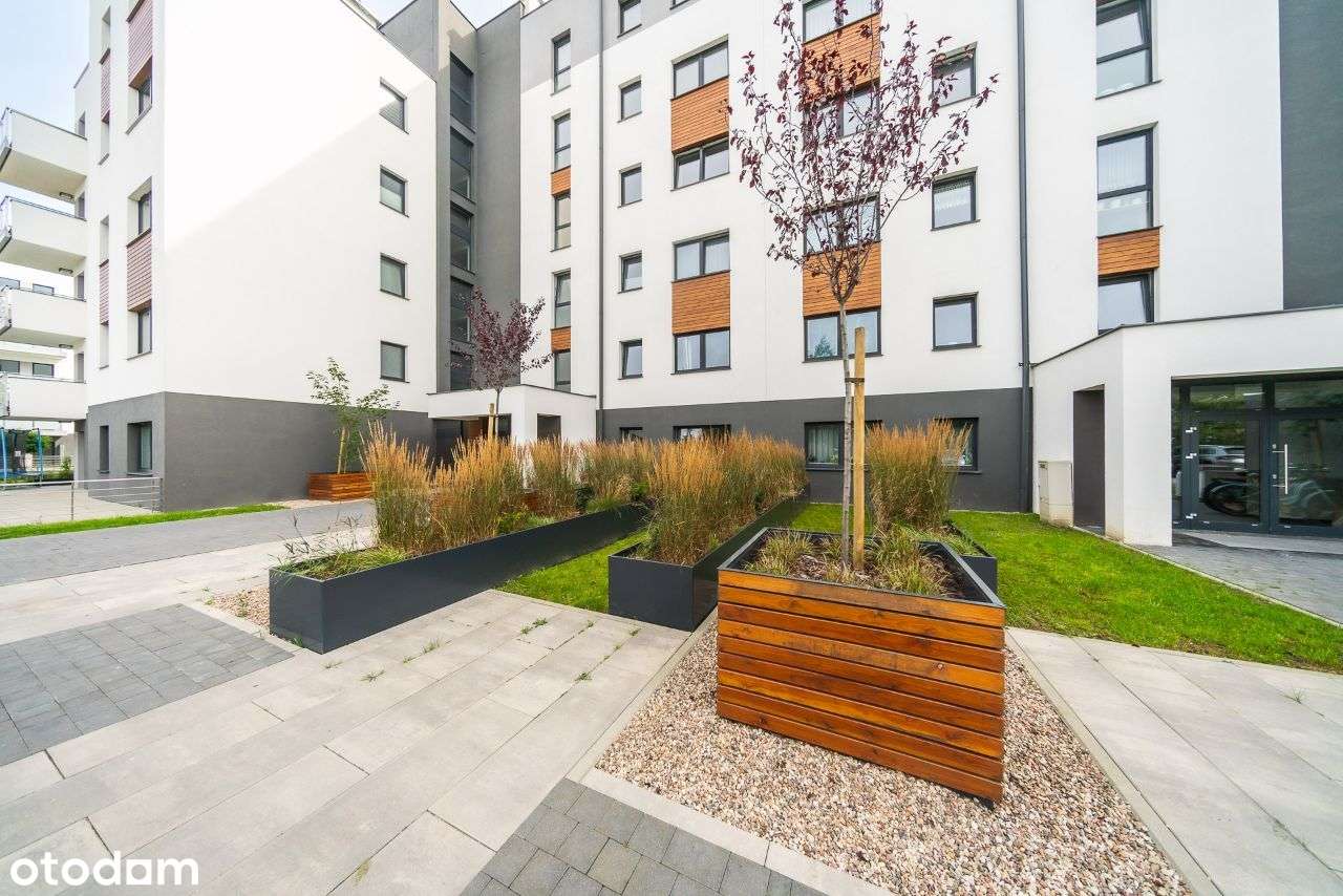 Słoneczne z garderobą z ogromnym tarasem i ogrodem - Pełny obrazek: 2/17