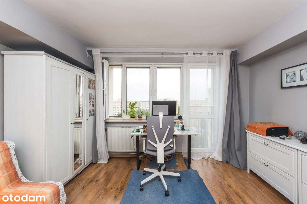 Zadbana kawalerka z pięknym widokiem-4