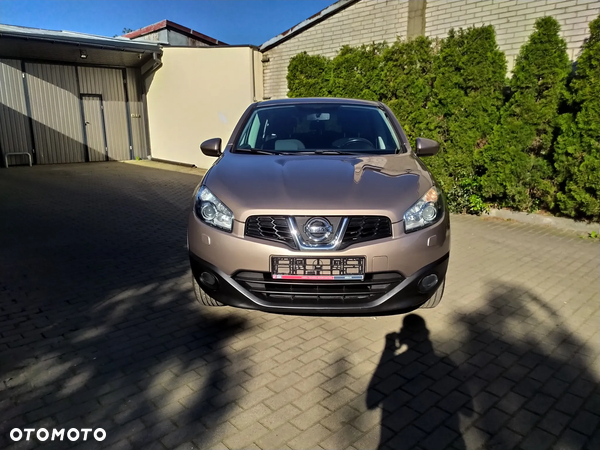 Nissan Qashqai 1.6 Visia - 11