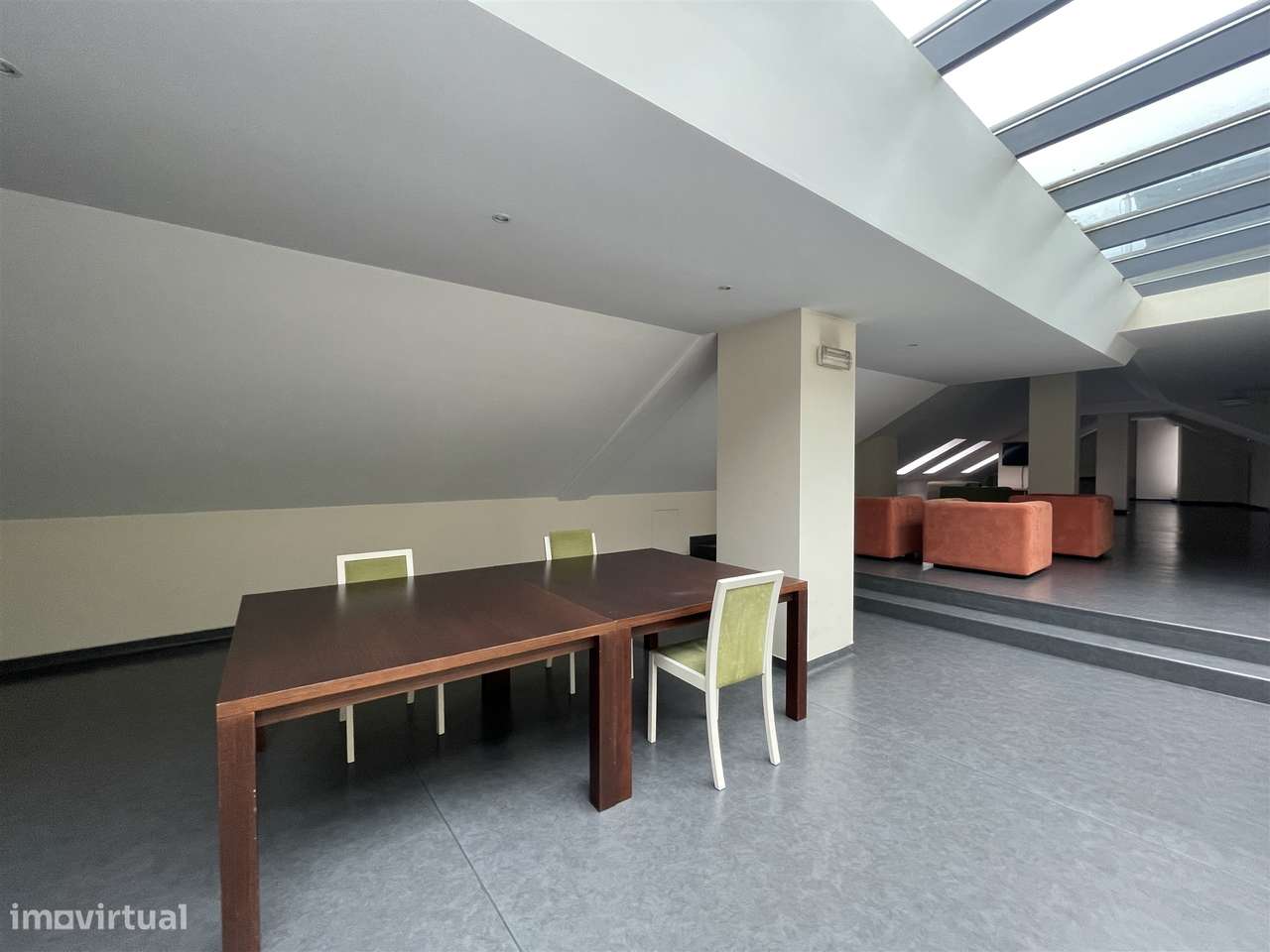 Apartamento T0 / Mobilado / Estúdio / Centro / Leiria-9