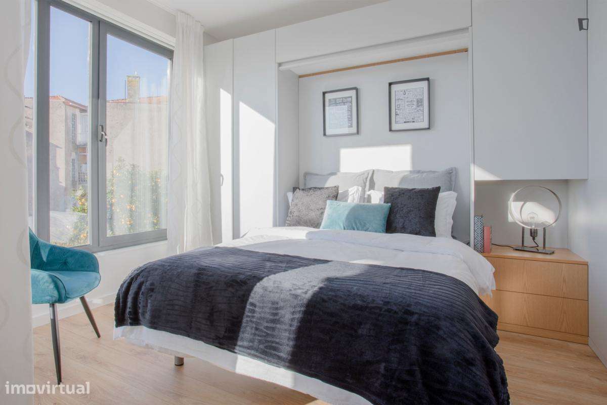 Estúdio - localizado em Santo Ildefonso Porto - Grande imagem: 2/10