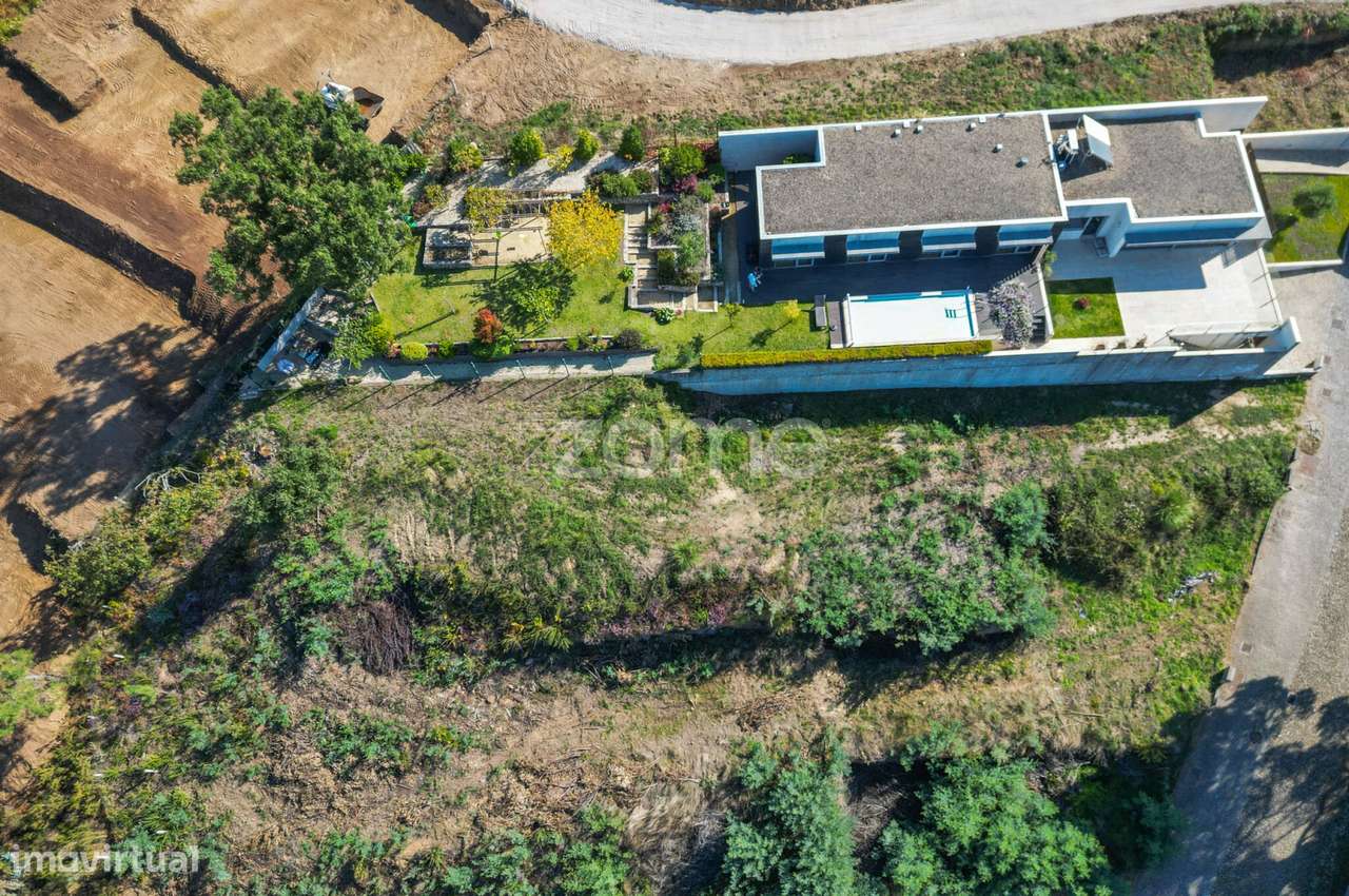 Terreno para moradia térrea com piscina em Vila Nova de Cerveira - Grande imagem: 5/18