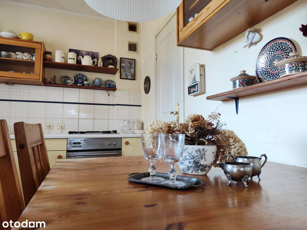 Dom z piękną działką, dojazd - 10 minut pociągiem od Wrocławia-7