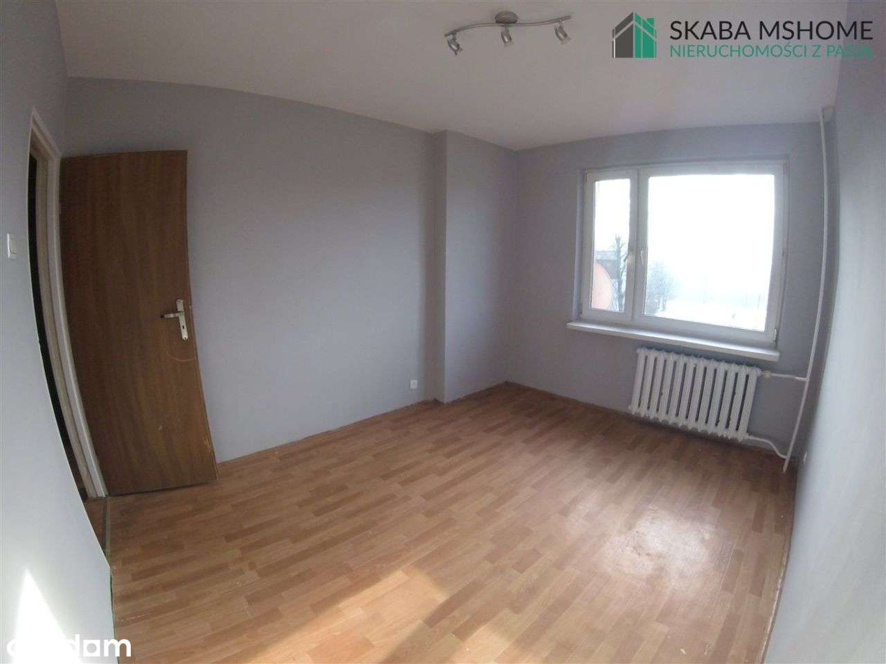 Na sprzedaż 3-pokojowe mieszkanie do remontu-2