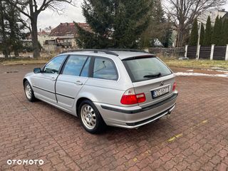BMW Seria 3 320i