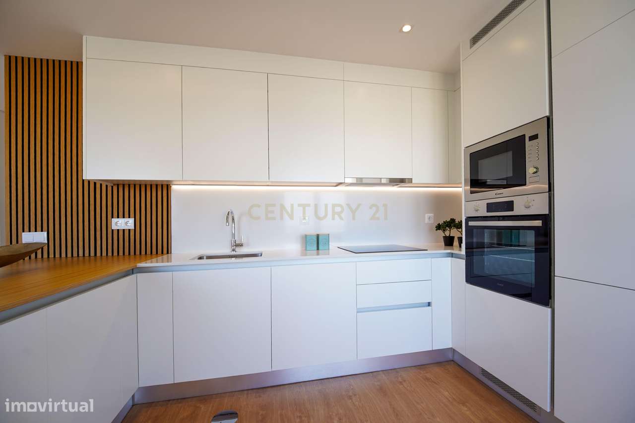 Apartamento T3 frente ao mar-8