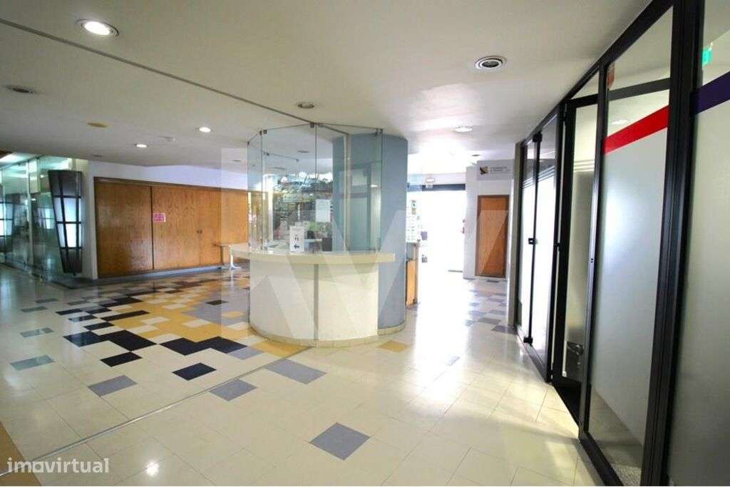 ESPAÇO DESTINADO A RESTAURAÇAO e BEBIDAS ; SPACE DESIGNED FOR RESTAURA - Grande imagem: 4/42