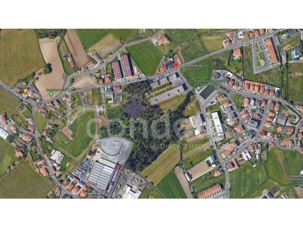 Lote para construção de moradia T4, com três frentes em Castêlo da ... - Grande imagem: 3/5