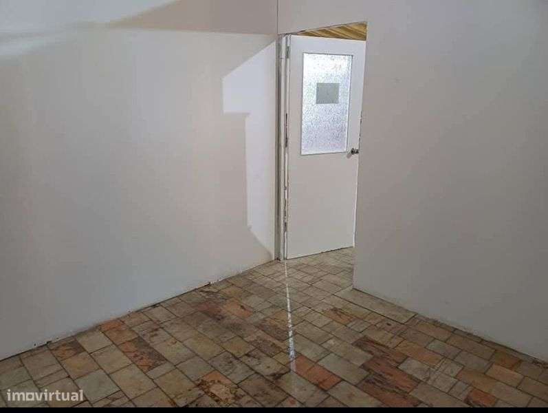 Box para Mobiliários Arrendamento Mensal - Grande imagem: 5/5