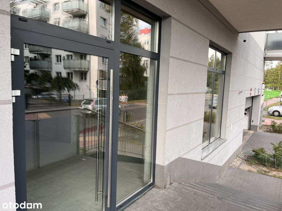 Lokal komercyjny na sprzedaż – Ząbki, część nowa-5