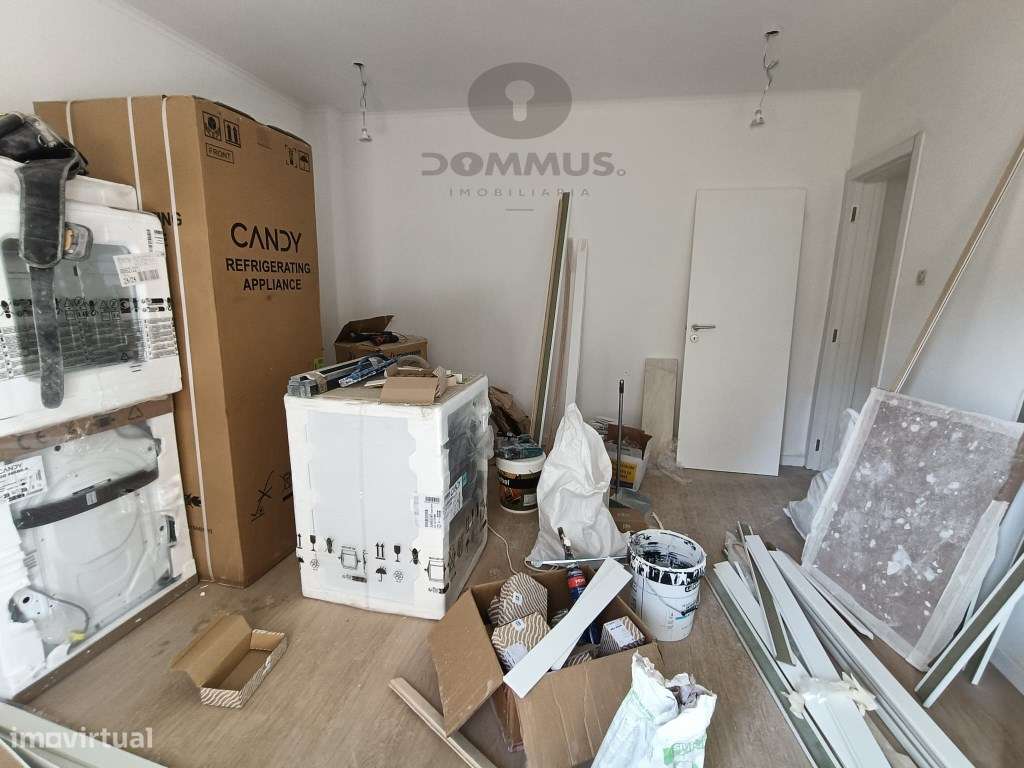 Apartamento T3 totalmente remodelado na Amadora-7