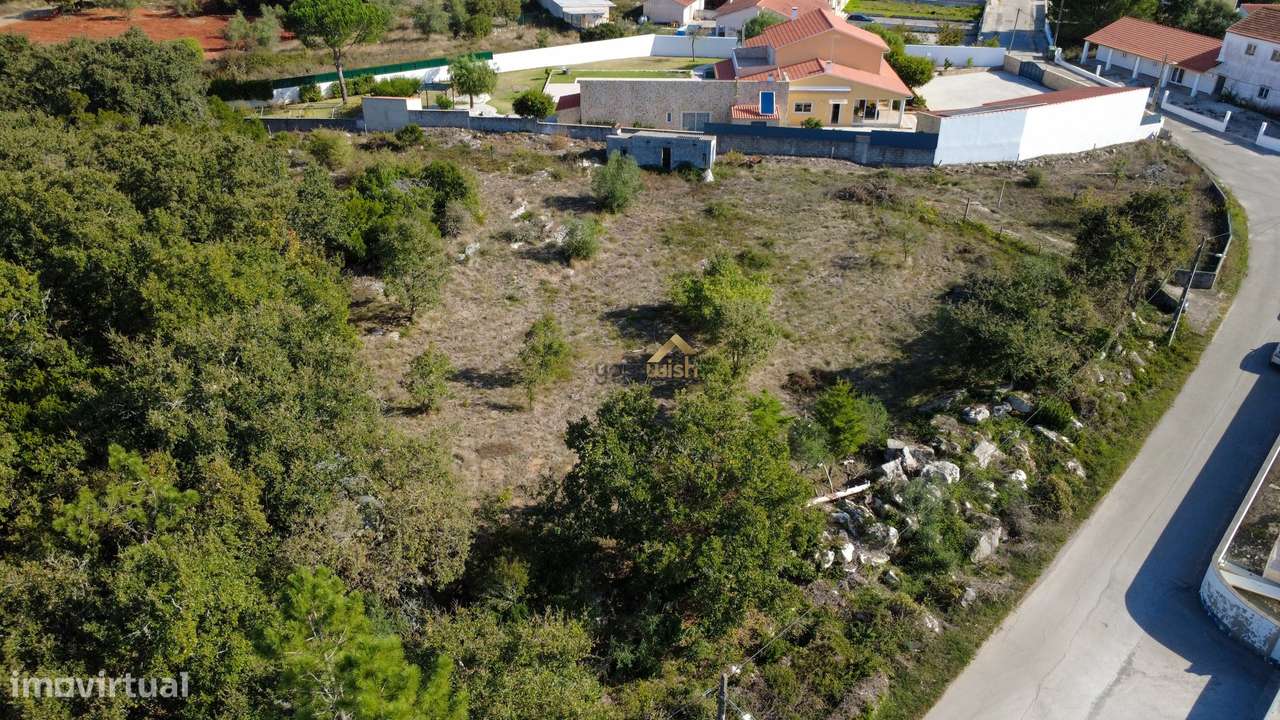 Terreno Rústico em Zona Urbana – Ideal para Projeto de Moradia ou Inve - Grande imagem: 4/24